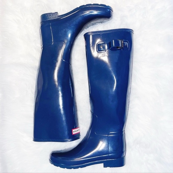 Hunter
TALL NAVY GLOSS BOOTS SIZE 8 - Picture 2 of 12